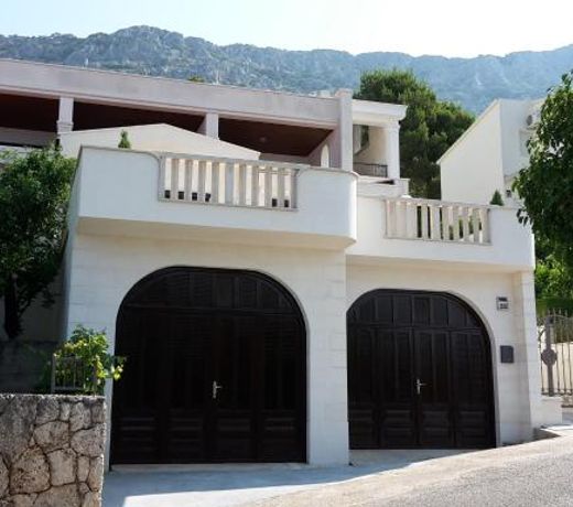 Guest house Fenix Brela