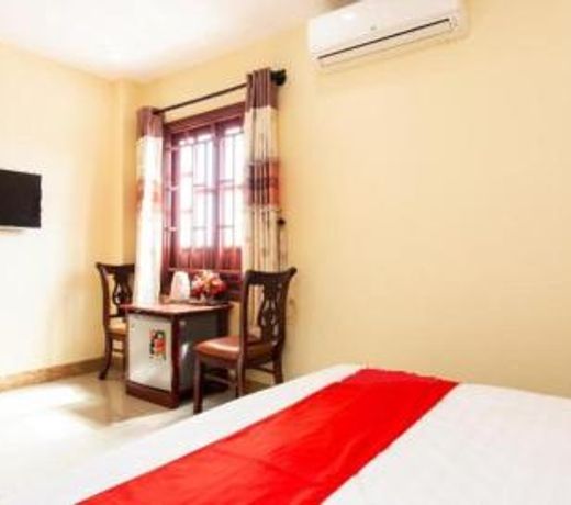 Phuong Hong Motel