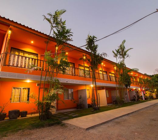 Honeyland Resort