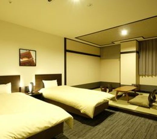 The Premium Hotel In Rinku