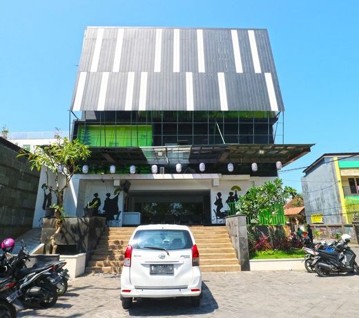 Kimono Hotel