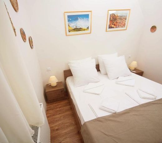 Bon Voyage Hotel