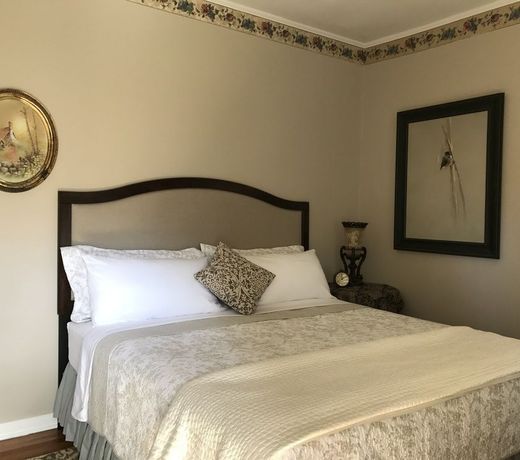 Sassafras Inn