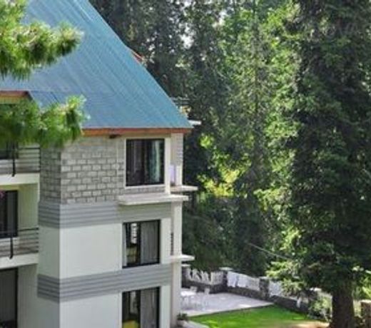 Summer Retreat Hotel