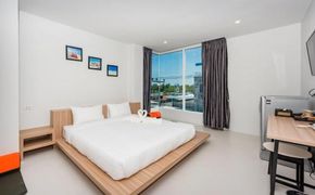 Phuket Marine Poshtel - SHA Plus