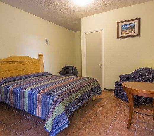 Consul Suites