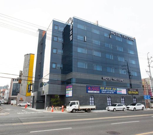 Twosome Hotel
