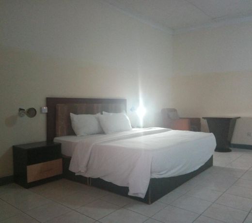 Peace Haven Hotel