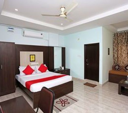OYO 6661 Aurum Abode