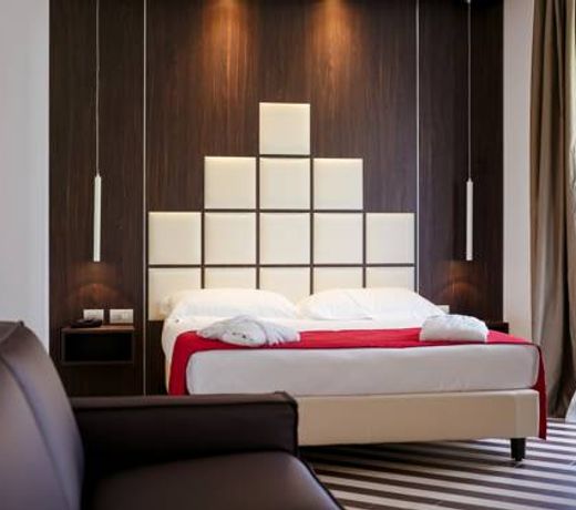 Dan Hotel