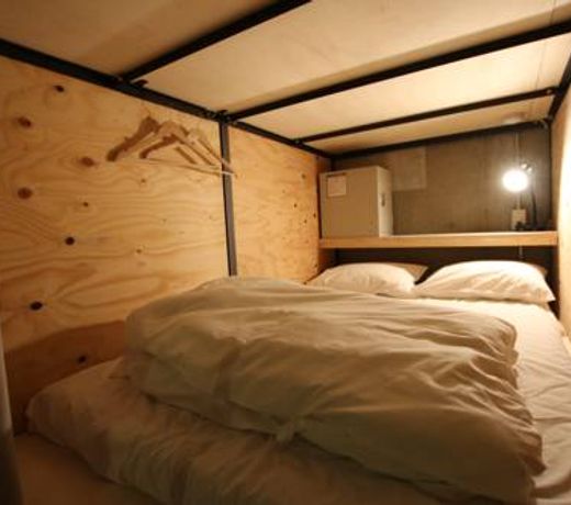 365BASE outdoor hostel
