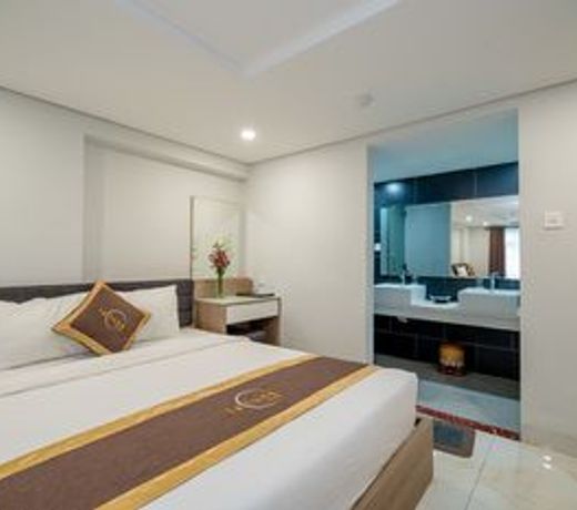 La Lune Hotel