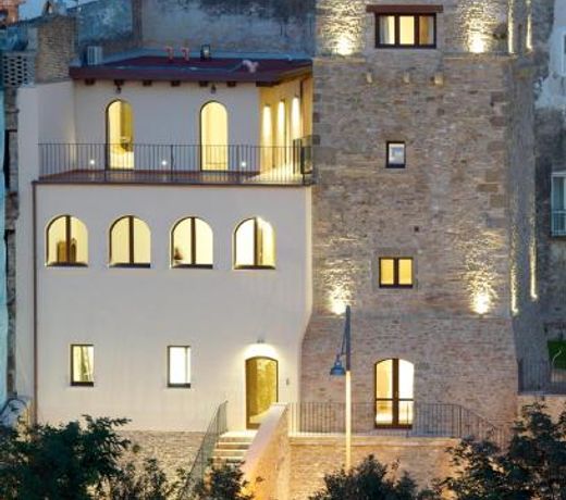 Torre della Loggia - Dimora Storica - Ortona