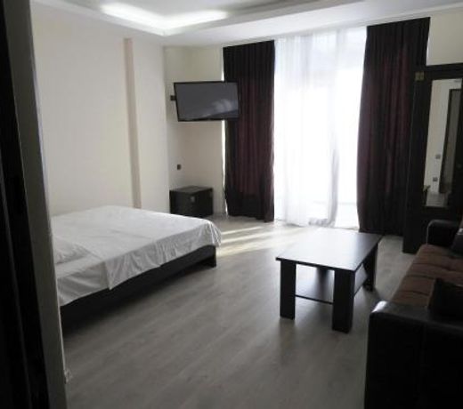 Iko's Family Apartments