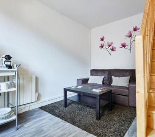 Cosy Home - PantinSmile