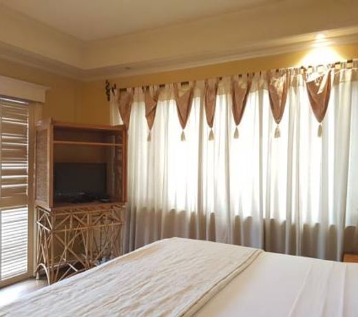 Sophia Suites Residence Hotel