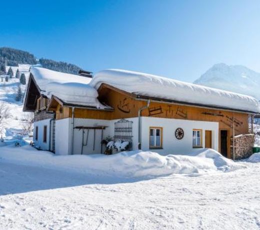 Lovely Apartment in Kleinarl near Ski Area
