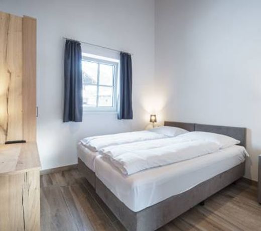 Sunny holiday home with sauna in Piesendorf