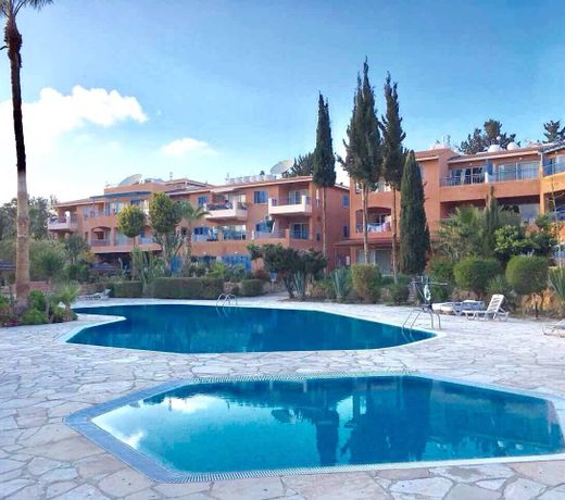 1 Bedroom Apartment in Paradise Garden 3