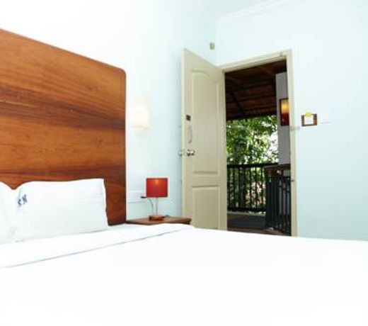 OYO 9348 Hotel Lonely Stay