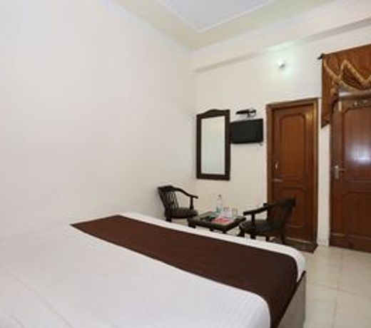 OYO 5853 Hotel Shingar Regency