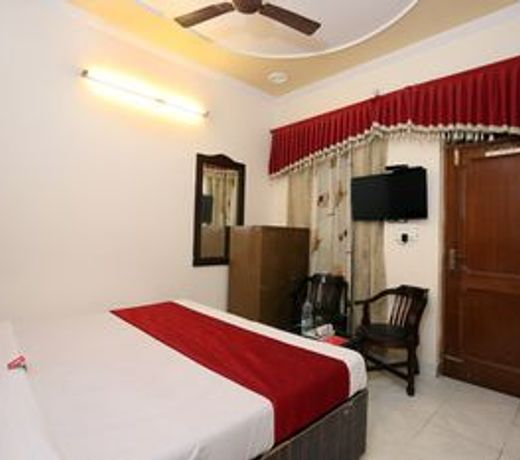 OYO 5853 Hotel Shingar Regency