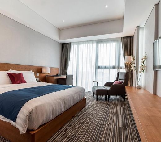 Golden Tulip Incheon Airport Hotel