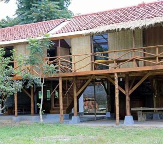 Ronia Mountain Villa Lembang