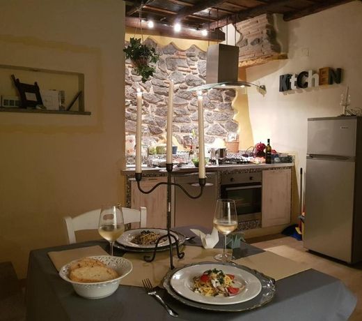 La finestra sul borgo