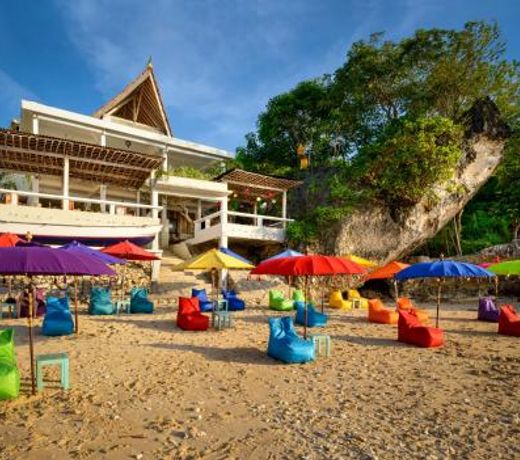The Point Beach-Front Balangan