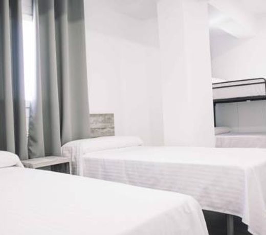 Deluxe Hostels & Suites Merida
