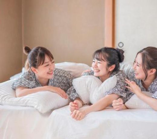 Lady only Isefutami yawaranoyuMaruya