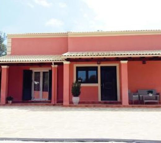 Amaryllis Boutique Apartments