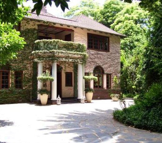 Foxwood House Boutique Hotel
