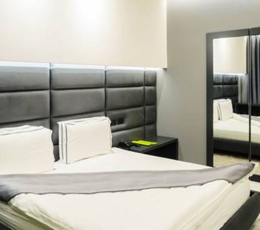 Albes Hotel