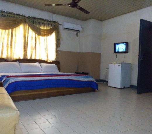 Feligold Royal Hotel