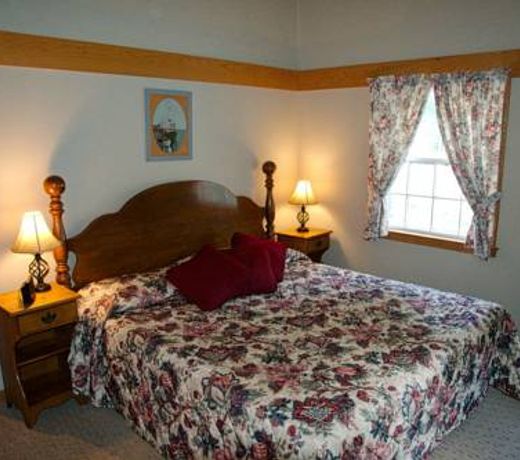 New England Inn & Lodge