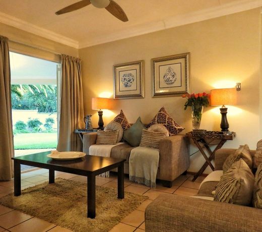 Vair's Place Guest House - Apartment, Lux Suites & Spa
