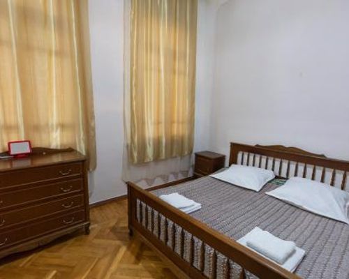 Annas Guest House - Гори - фото 2