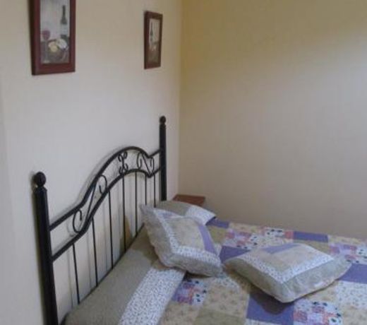 Hostal Becares