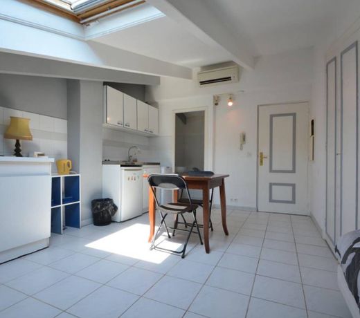 Appartement Ã Meyerbeer