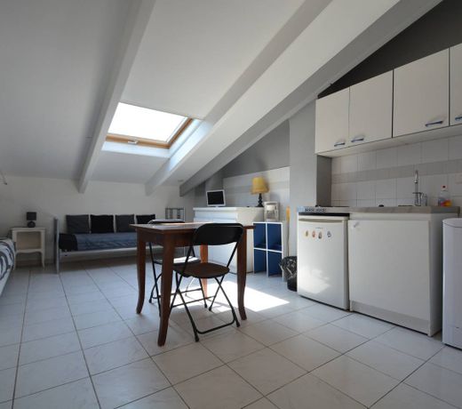 Appartement Ã Meyerbeer