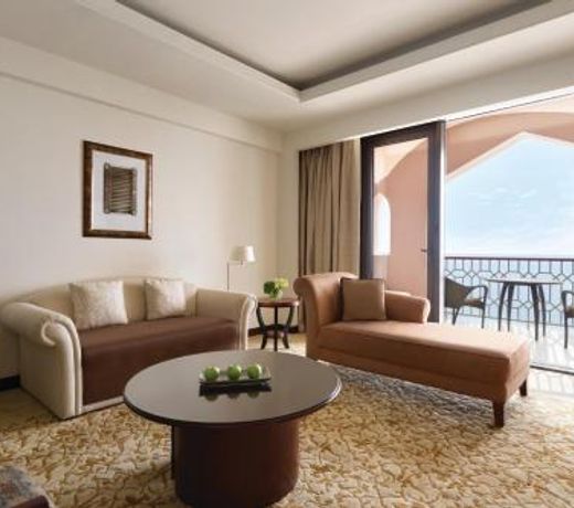 Shangri-La Al Husn, Muscat