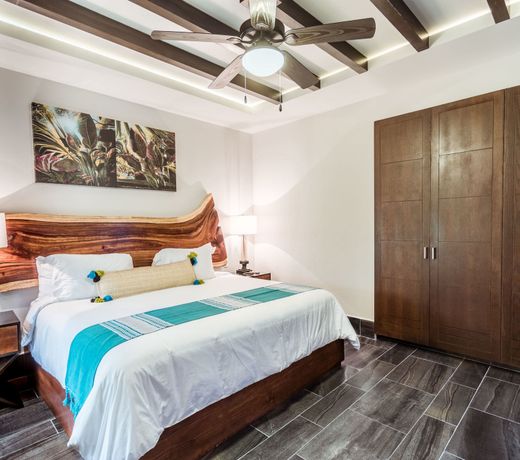 KASA Hotel Parota