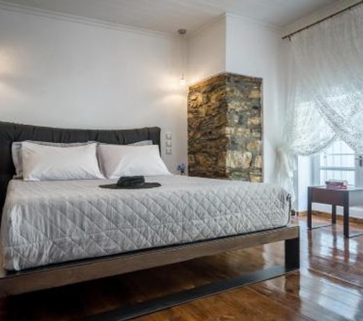 EVAGELIA'S APPARTMENT