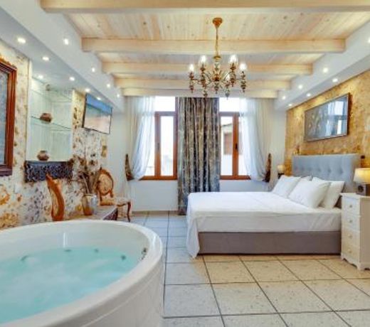 Hamam Suites Portou