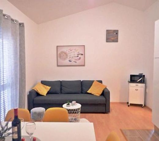 Apartment in Starigrad-Paklenica 6881