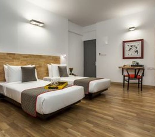 OYO Townhouse Indiranagar