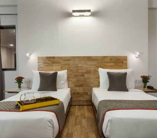 OYO Townhouse Indiranagar
