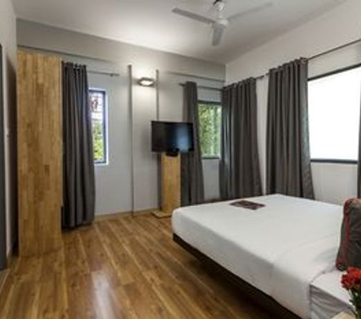 OYO Townhouse Indiranagar